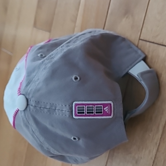 Adidas Golf Hat - Picture 3 of 5